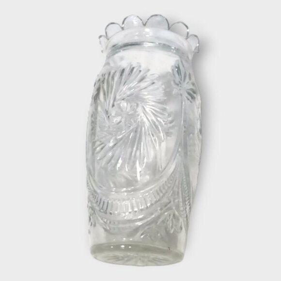 Vintage Large Clear Cut Glass Pinwheel Patterned Scalloped Rim Vase - Picture 4 of 6